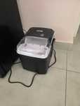 Kostkarka do lodu Vevor 11,8 kg 105 W