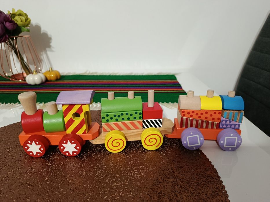 Zabawka pociąg drewniany Lupilu