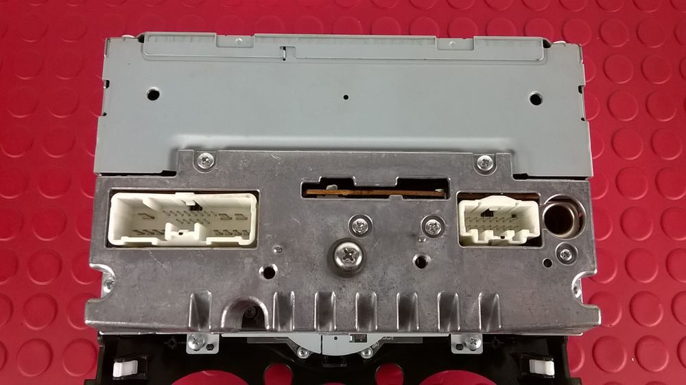 Rádio - DL4066AR0 / DP7566AH0 / DR61664H0 [Mazda 2 (DE_, DH_3)]