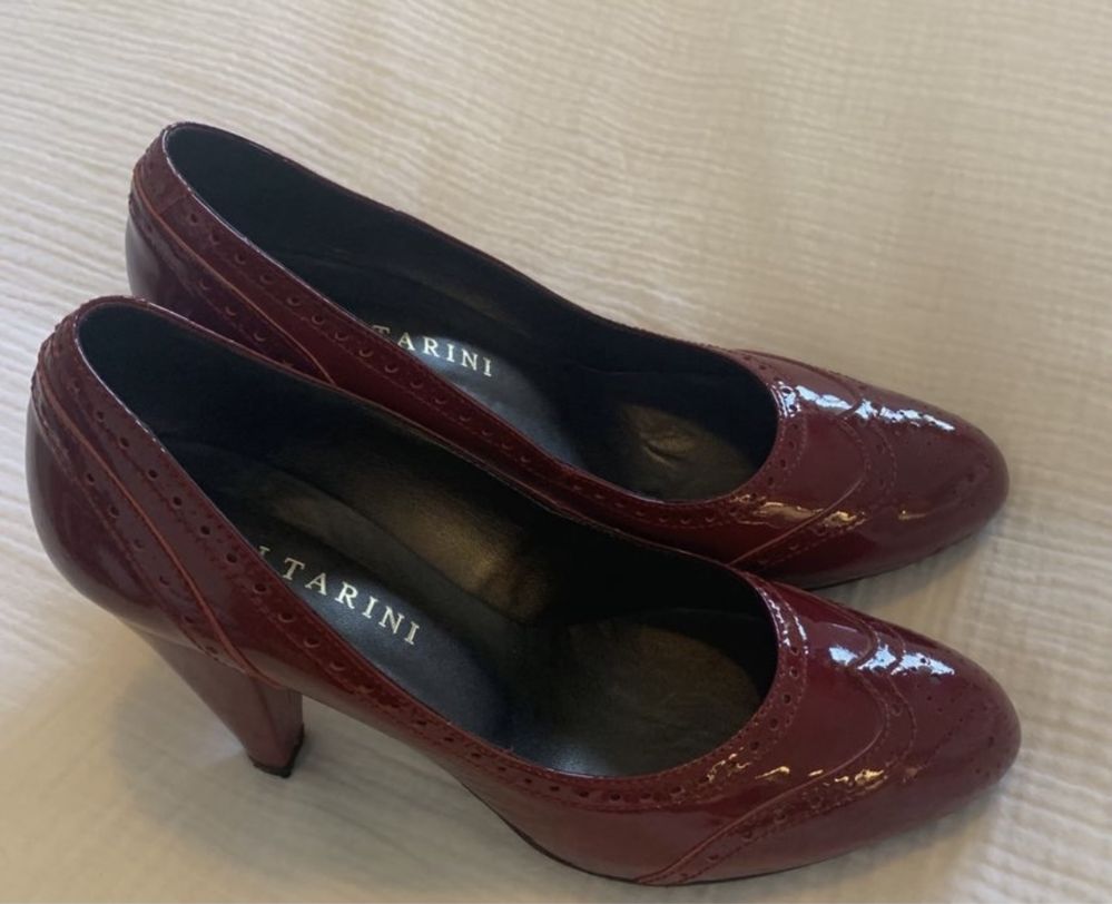 Sapatos de verniz vermelho Baltarini nr 37 - Novos