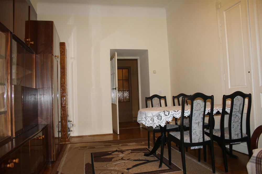 Kraków Stare Miasto-Kazimierz, 3 pokoje - na GABINET - PRYWATNIE