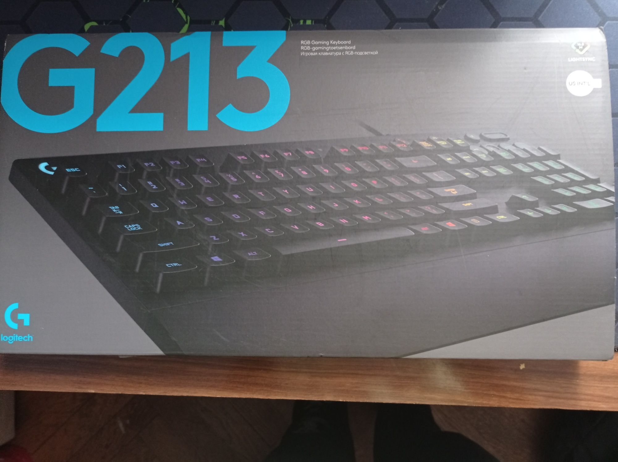 Klawiatura gamingowa RGB Logitech G213