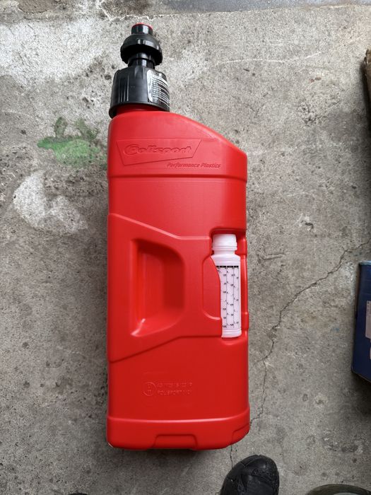 Катістра Polisport PROoctane QUICK VALVE 20L RED