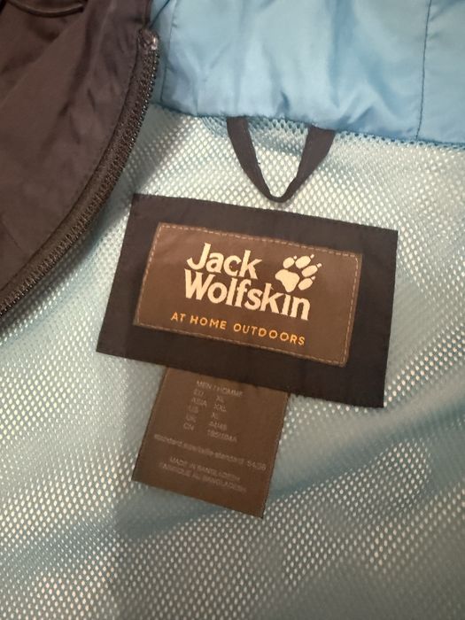 Вітровка Jack Wolfskin на мембрані