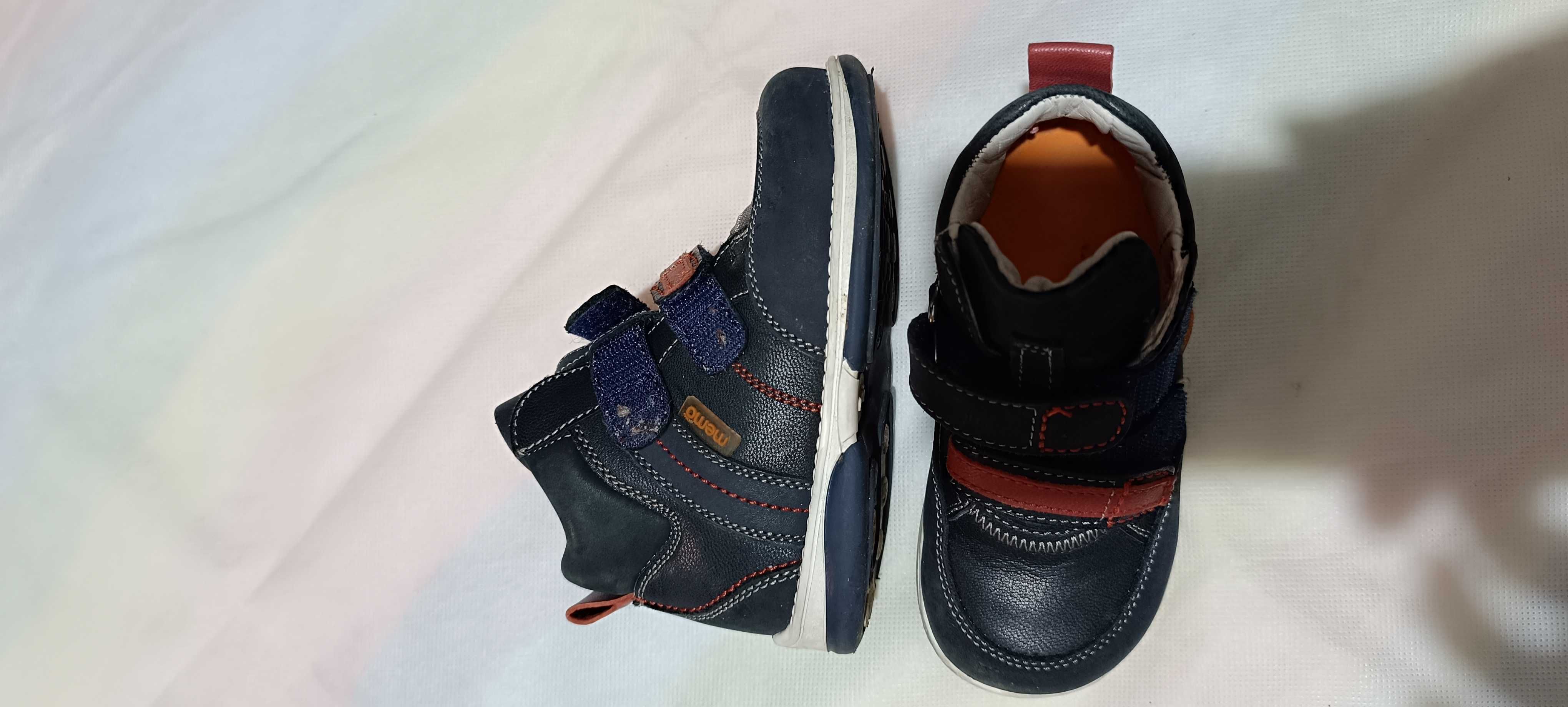 Buty ortopedyczne chłopięce r.24