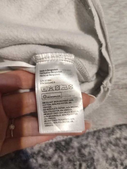 bluza dziewczęca rozm. 146/152  firmy H&M