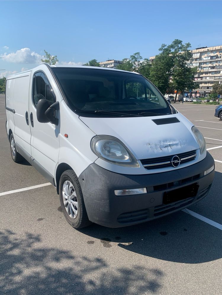 Opel Vivaro 2004Dizel