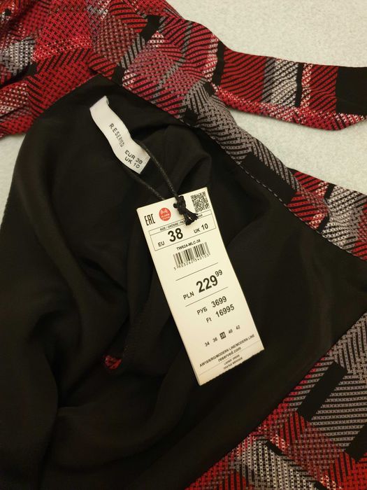 Sukienka plisowana, midi w kratkę, czerwona czarna, Reserved 38