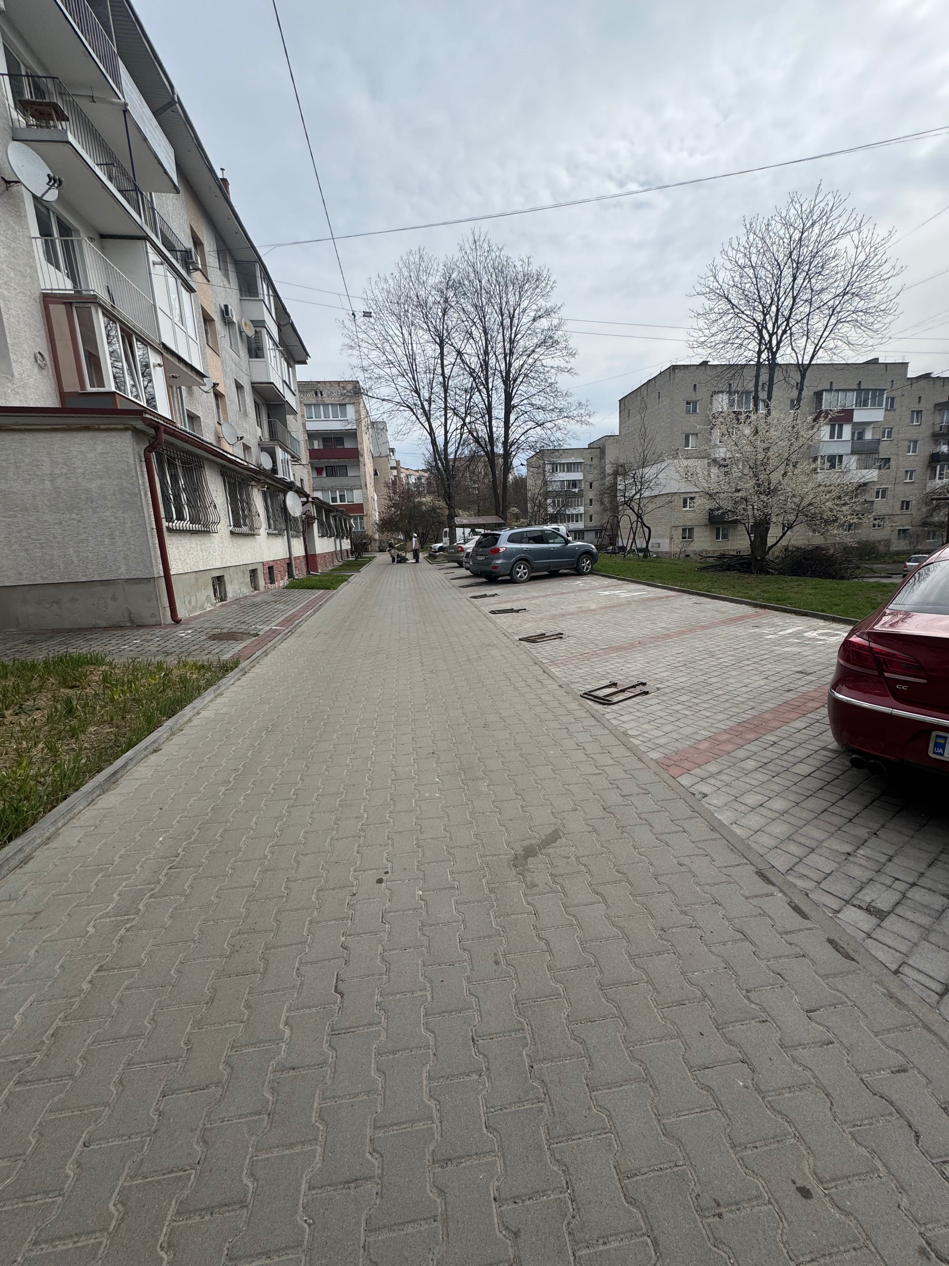 Продаж квартири 4 кімнатна квартира