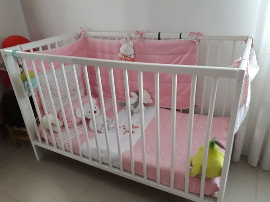 Cama de Grades (Berço) + Colchão