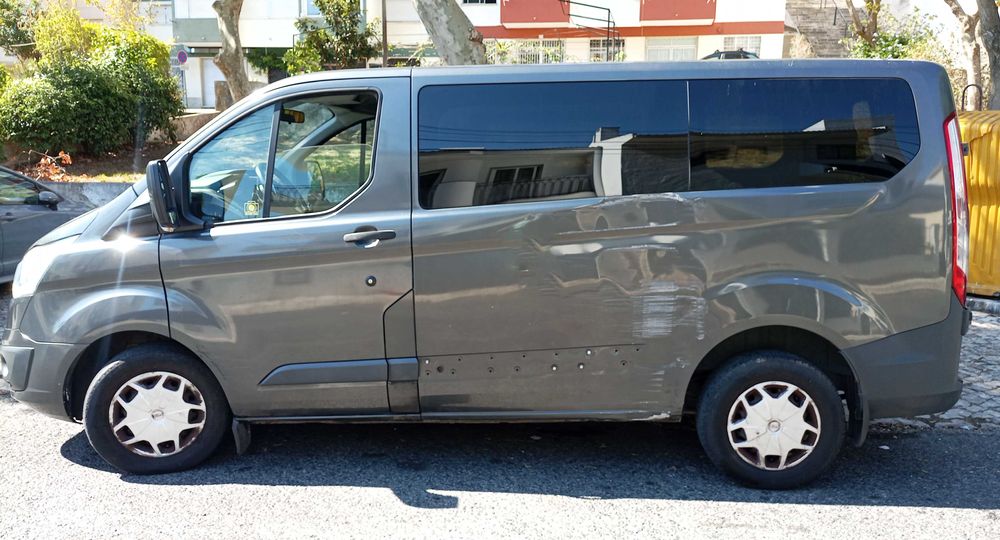 Ford Transit Custom 2.0 Tdci 9 Lugares