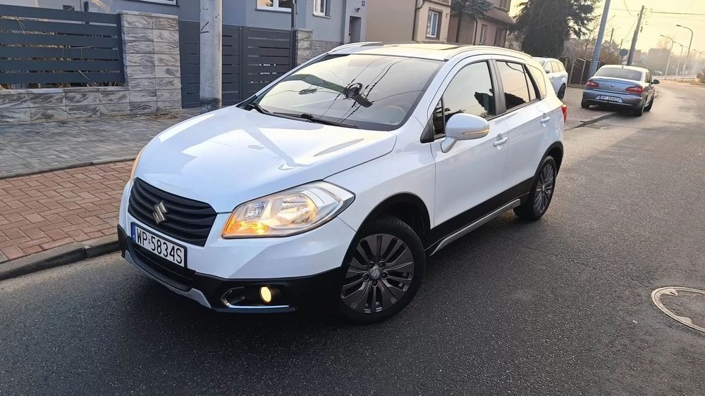 Suzuki SX4 S-Cross 1.6 DDIS 120KM keyless panorama klima alu tempomat REJ PL