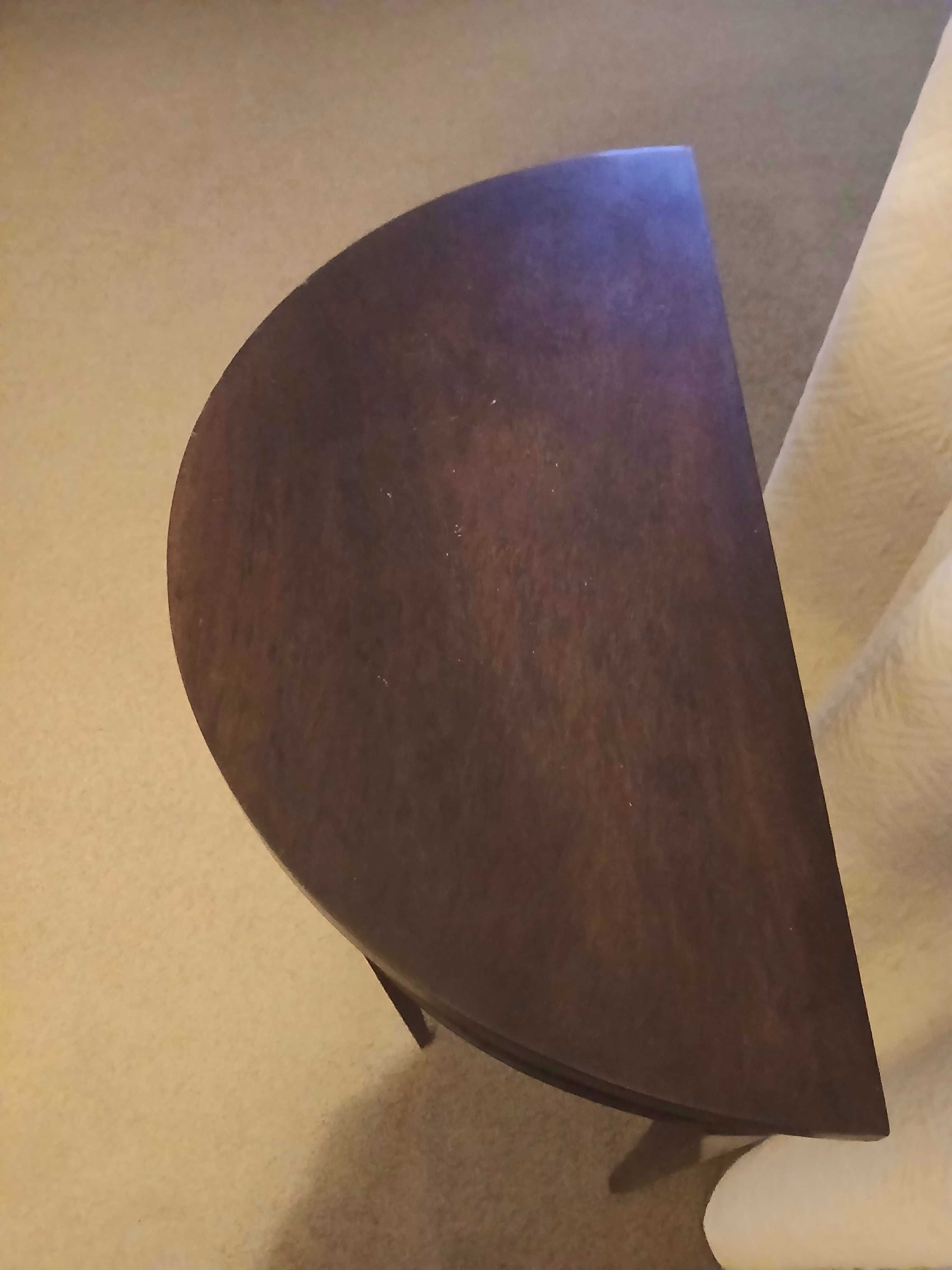 Mesa antiga, meia lua