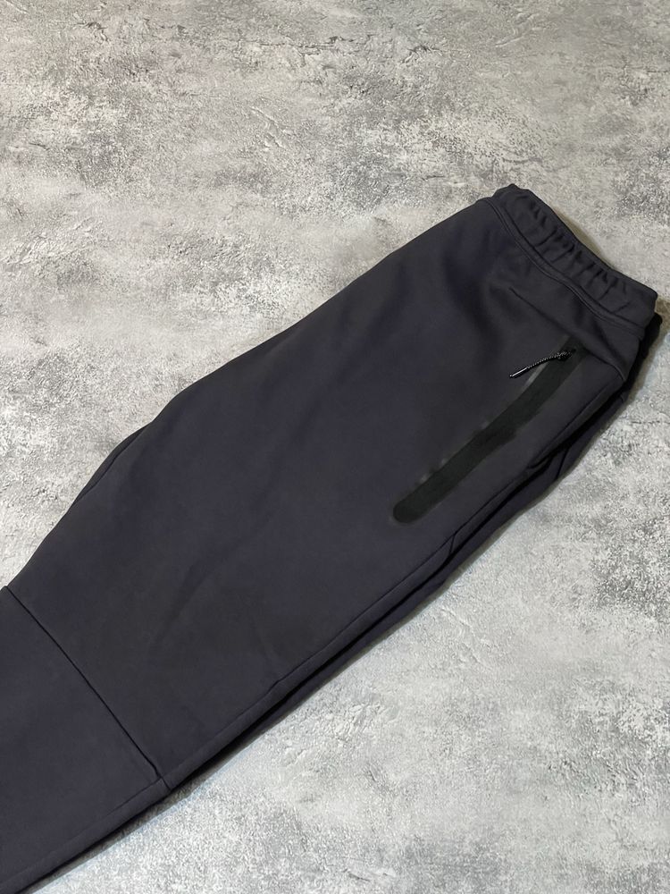 Штани Nike Tech Fleece