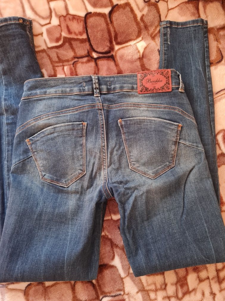 Spodnie bershka jak nowe jeans