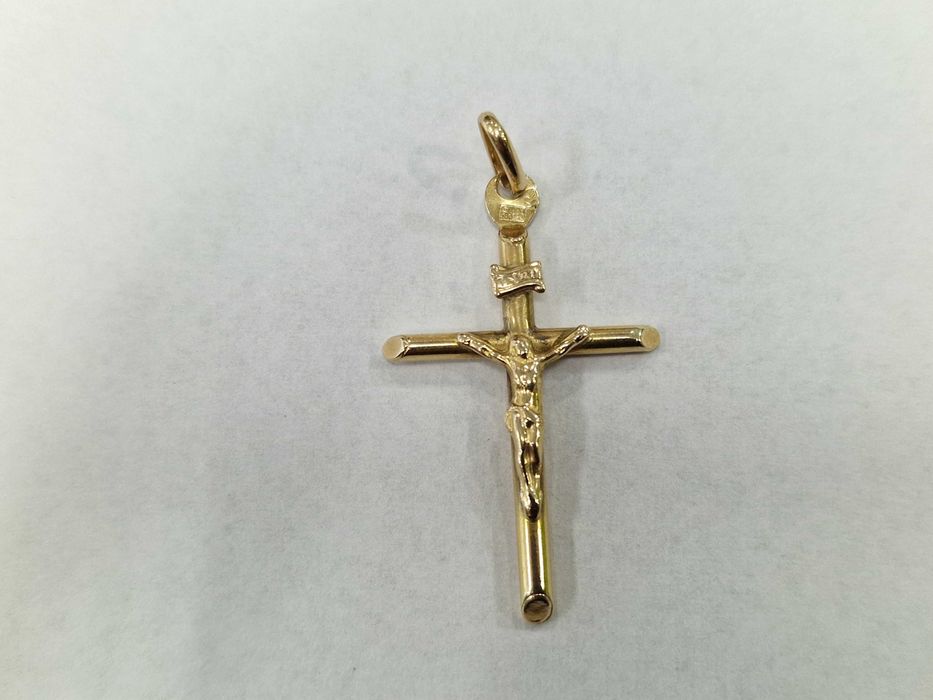 Złoty krzyżyk męski/ 583/ 1.84 gram/ żółte złoto/ Polska 1986-96