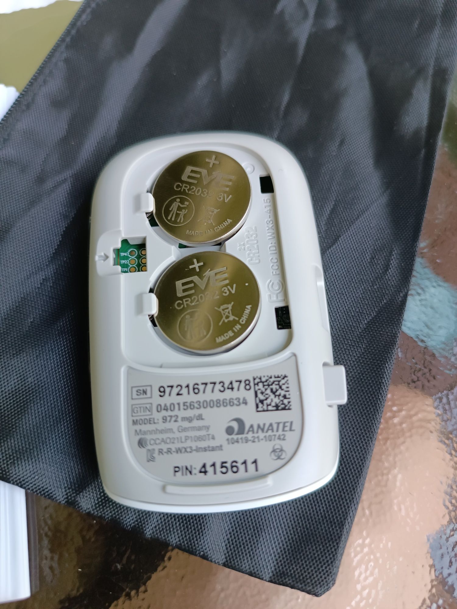 Nowy glukometr Accu-Chek instant