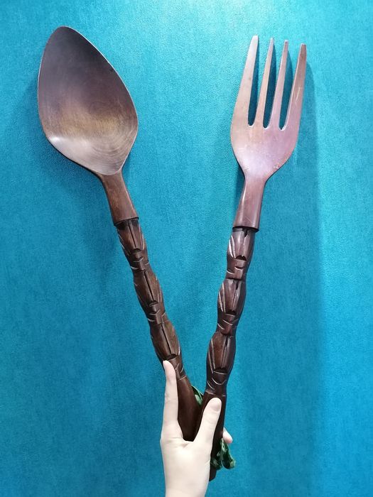 Интерьерные ложка и вилка натур. дерево ручная работа