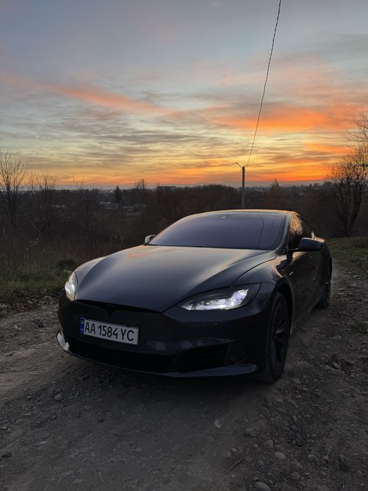 Tesla Model S 2016 75 терміново