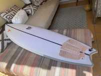 Prancha de surf flowt 6.4