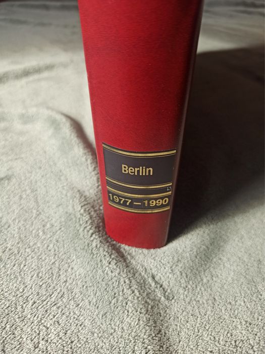 Zbiór Berlin 1977-99r. nadkomplet MNH w albumie Safe