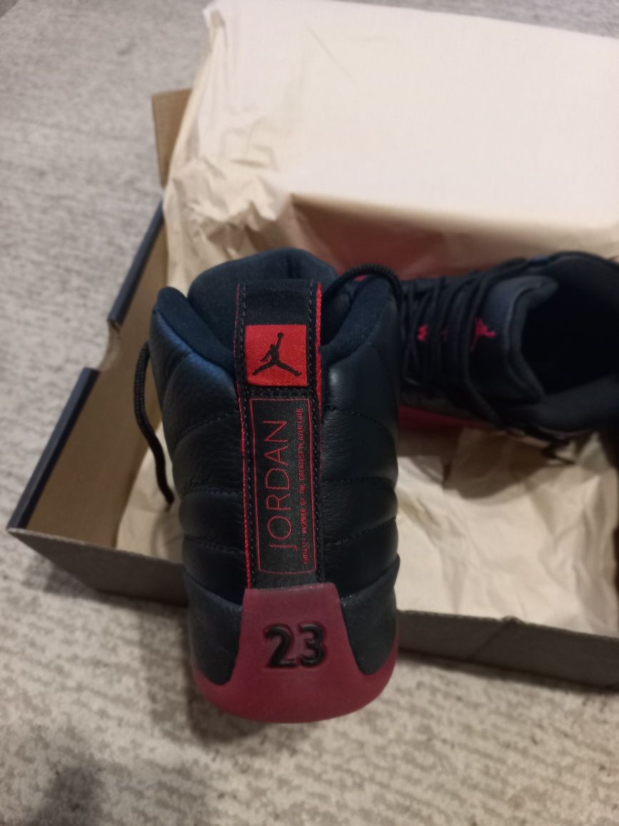 Jordan retro 12 nike.