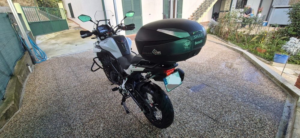 Vendo Moto Benelli trk 502x