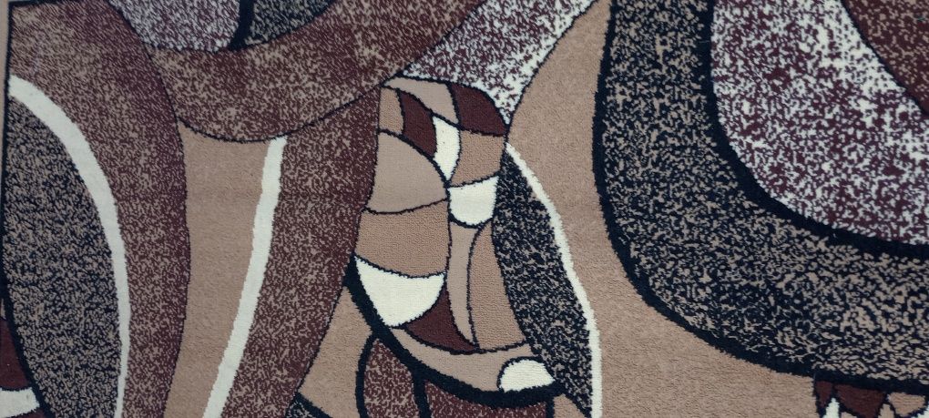 Dywan kolorowy  brązowy beżowy beż brąz wzorzysty wzory mozaika