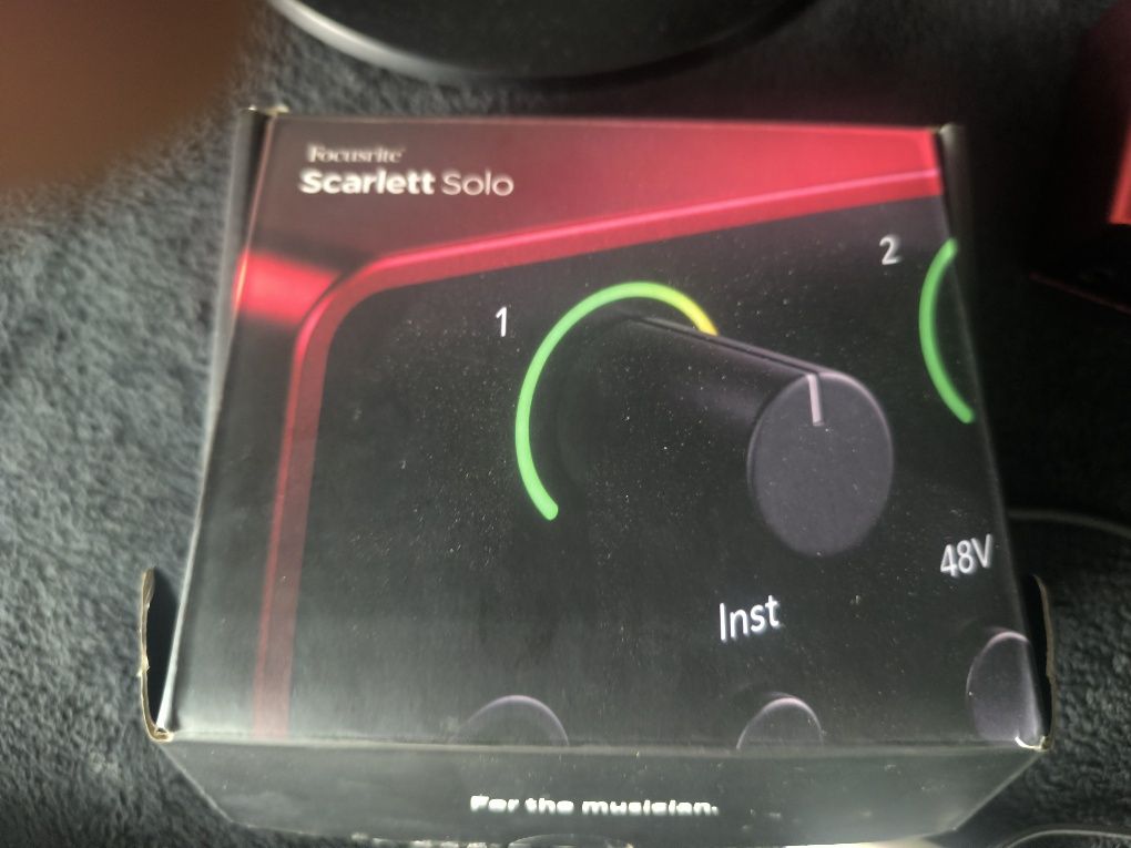 Interfejs audio USB firmy Scarlett Focusritle 4 generacji solo