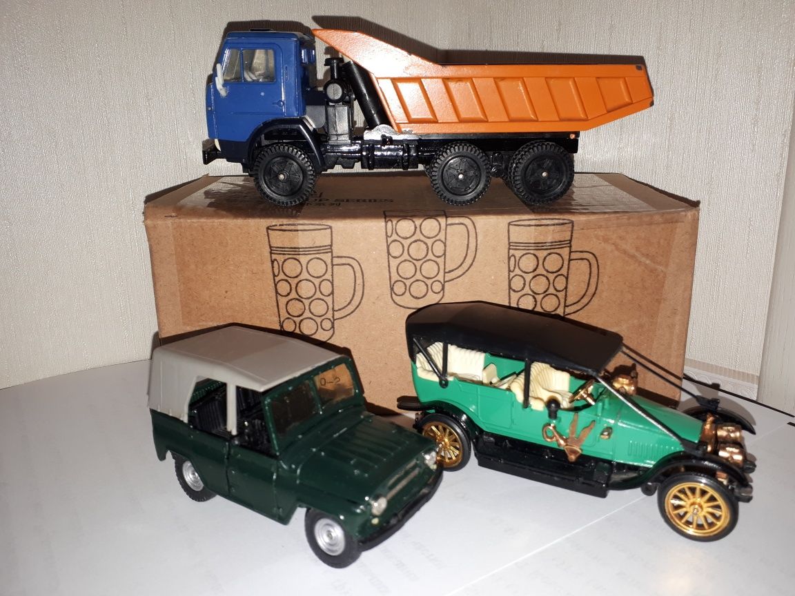 Машинки масштаб 1:43 колекція моделі