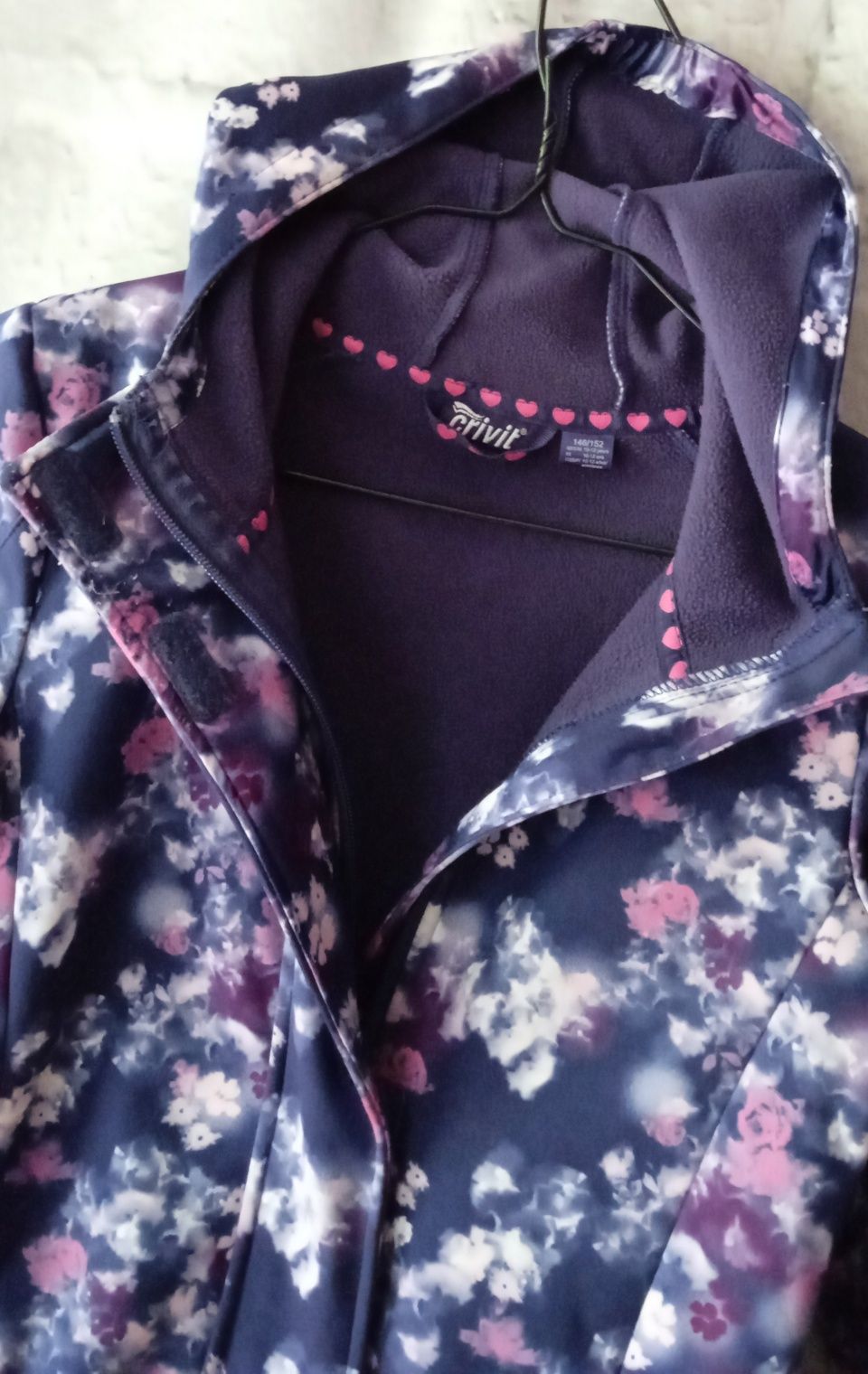 Granatowo-kolorowy płaszczyk CRIVIT softshell 10-12 lat 146-152cm