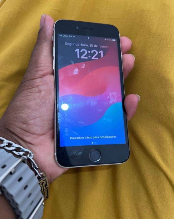 Vendo IPhone SE 64gb Todo Original.