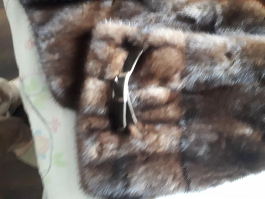 Норковий полушубок