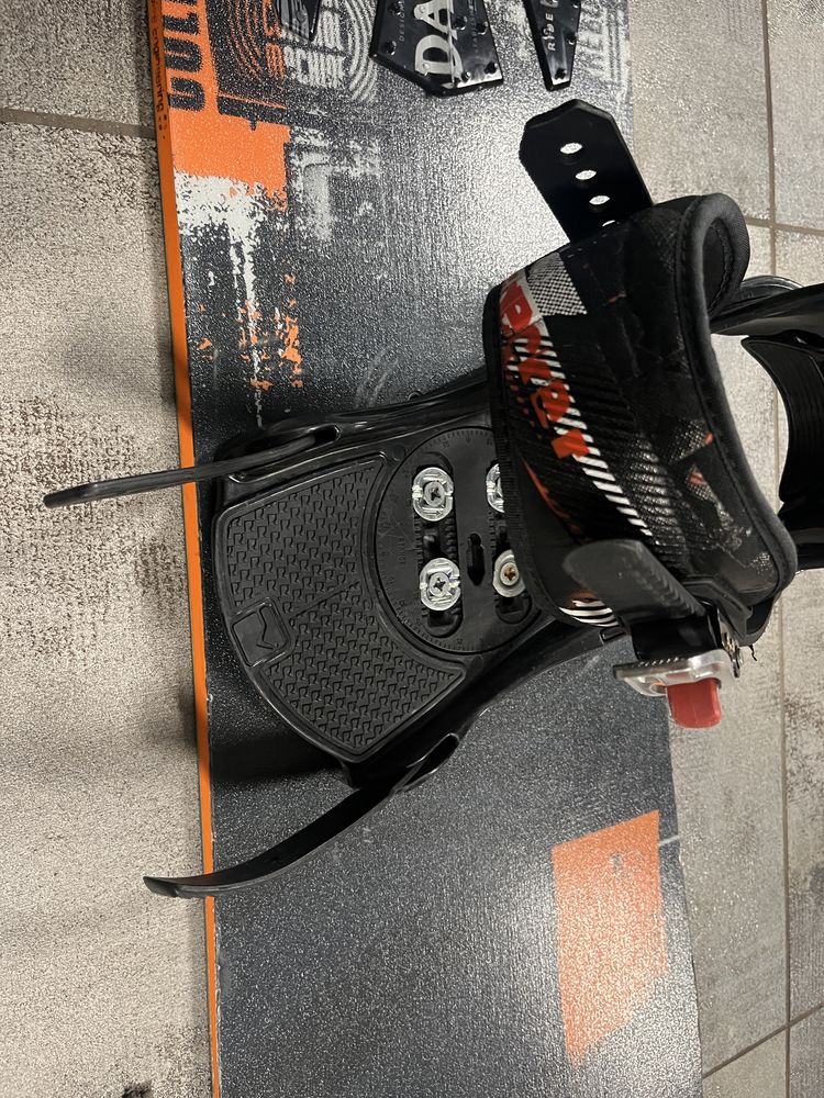 Snowboard deska Nidecker 140