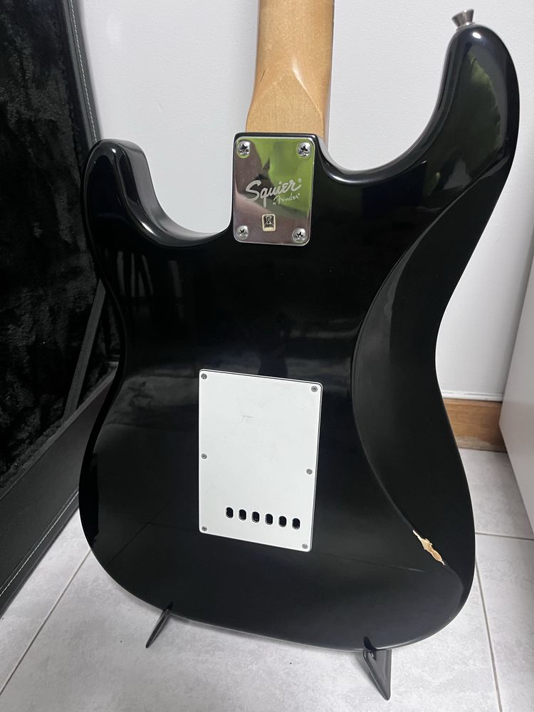 Fender Squier Stratocaster com UPGRADES