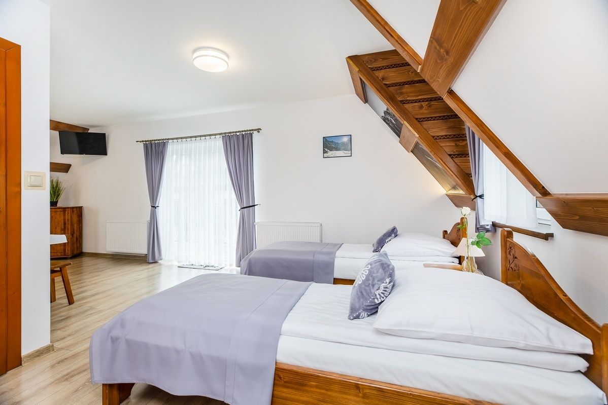Noclegi wakacje Tatry Pokoje apartamenty z aneksem Bukowina Tatrzańska