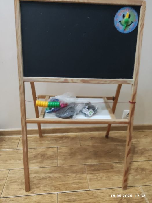 Tablica dwustronna dla dzieci i magnesiki