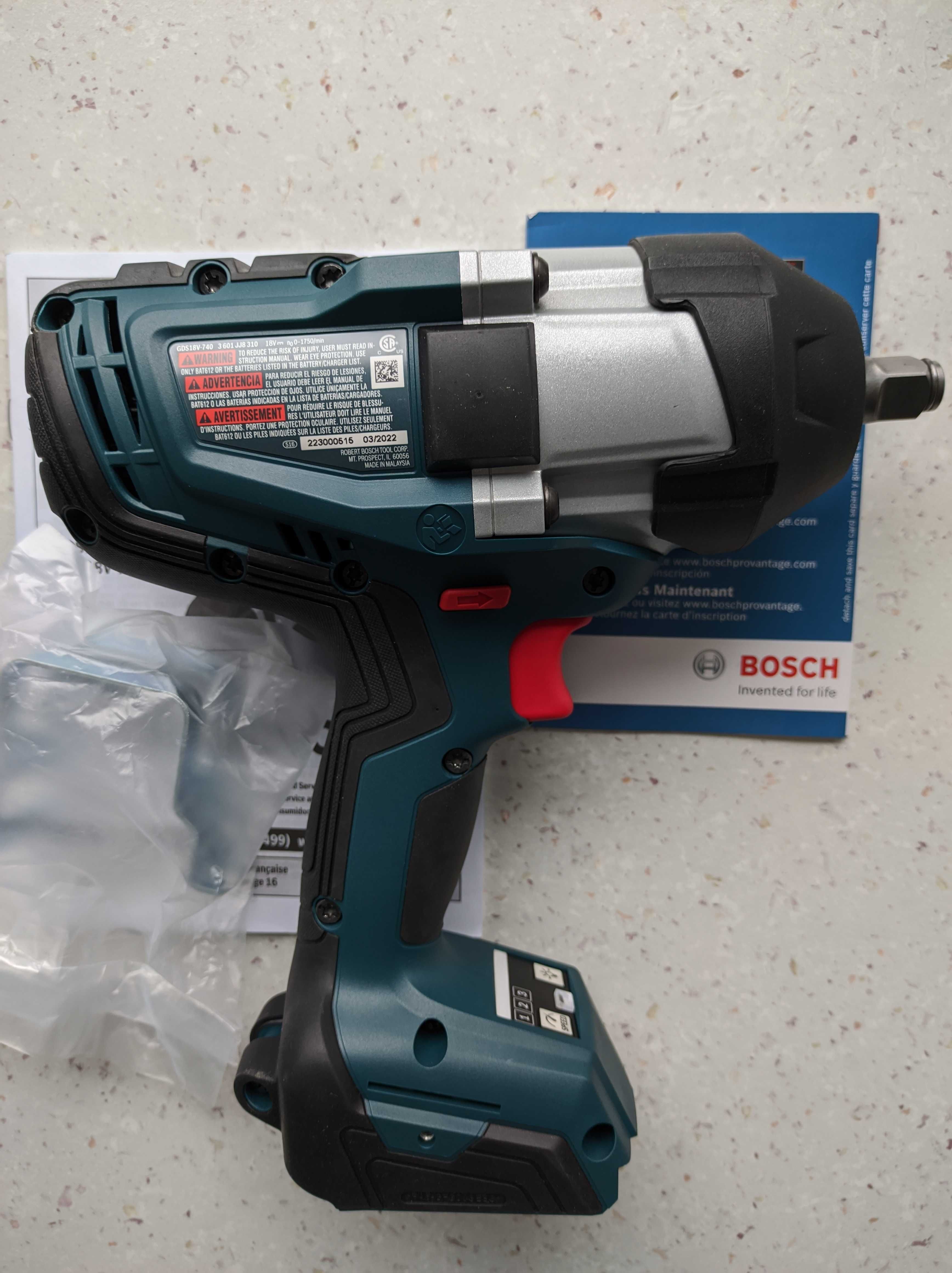 Бесщеточный ударный гайковерт Bosch GDS18V-740N (GDS 18V-1000) 1/2"
