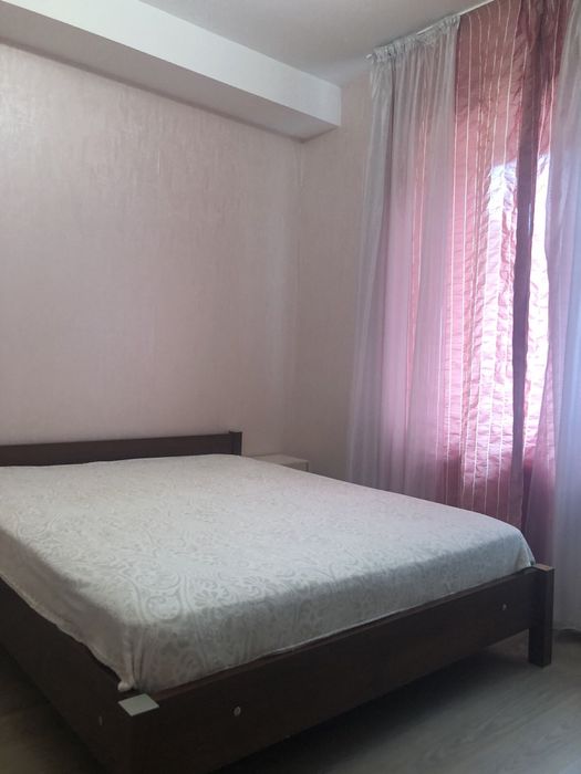 Сдам  дом посуточно 16 ст Б Фонтана  Золотой берег