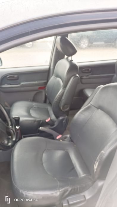 Hyundai trajet 2,0 motor colado