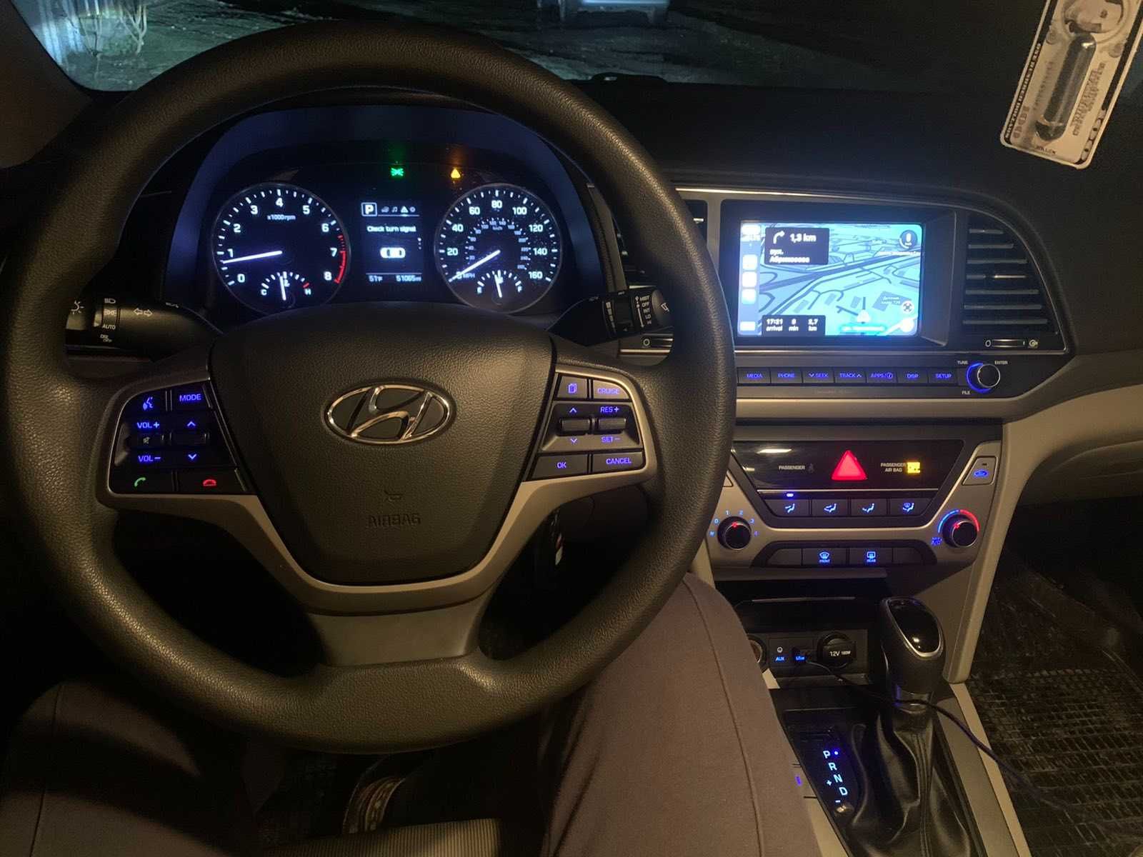 Оренда авто ЛЬВІВ Hyundai ELANTRA 2018