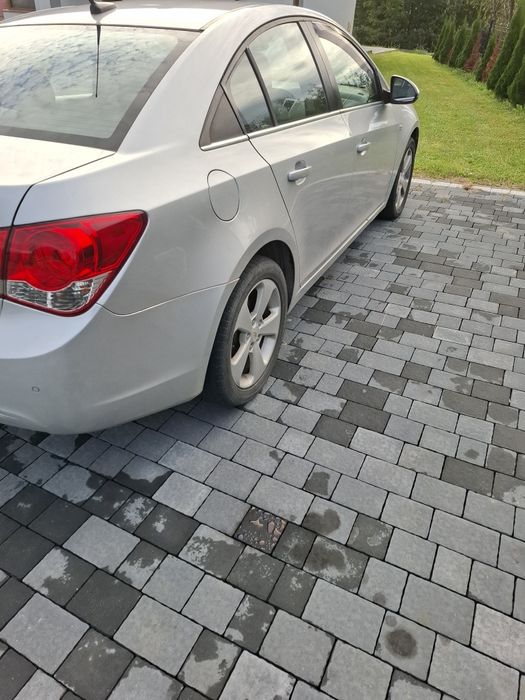 Chevrolet Cruz 2.0