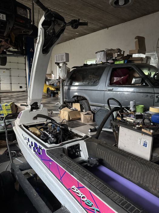 Kawasaki JS 550 ,кавасаки стоячий гидроцикл