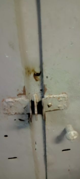 Продам шкафы металлические Б.У