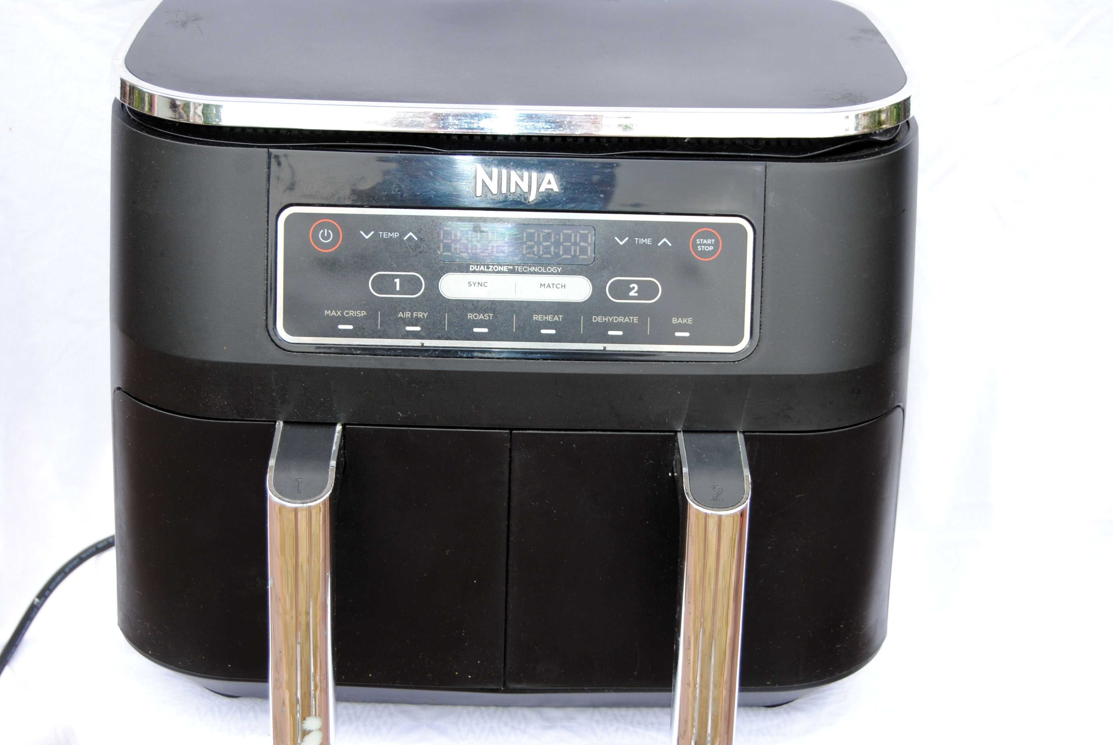 Frytkownica beztłuszczowa dwustrefowa Ninja Foodi AF300EU air fryer