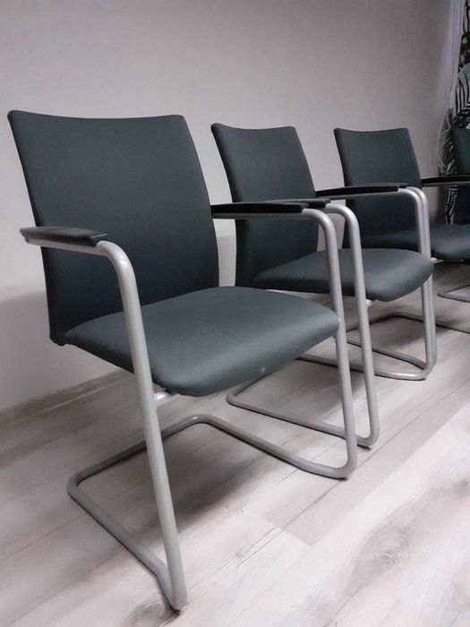 Fotele  konferencyjne BEJO