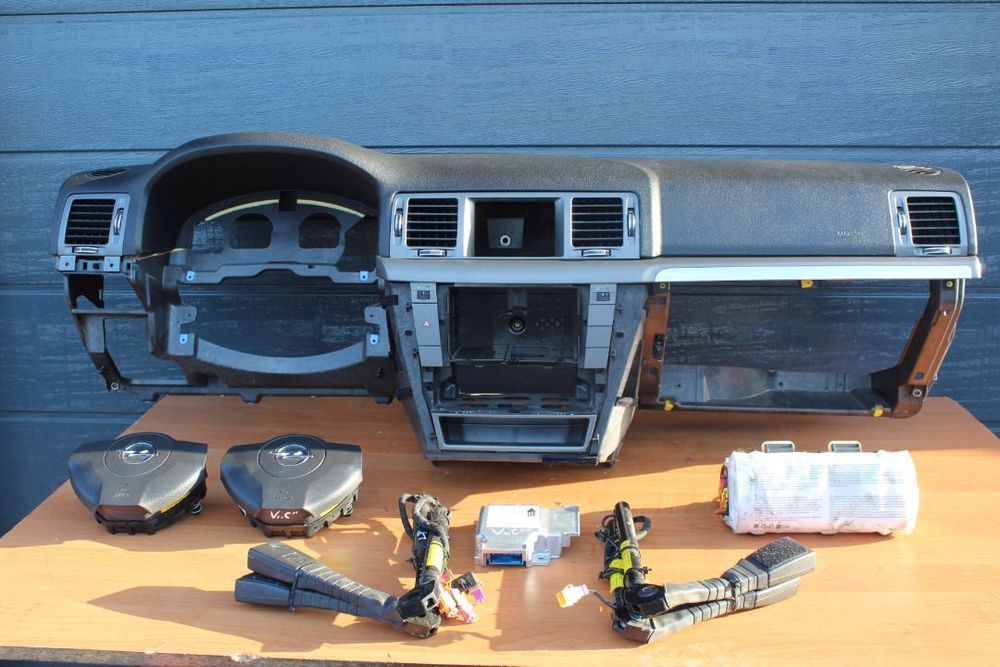 DESKA ROZDZIELCZA KONSOLA OPEL VECTRA C SIGNUM LIFT EUROPA KPL