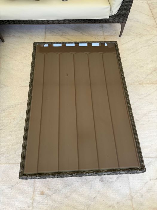 Mesa de centro exterior marca DeDon