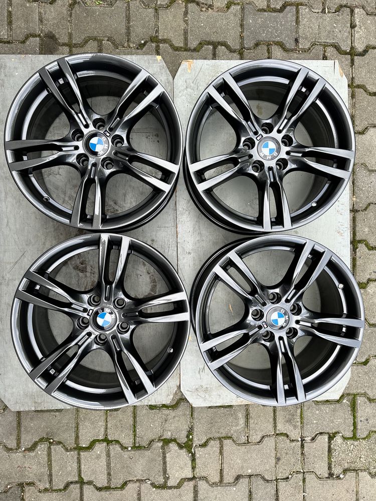 Oryginalne felgi BMW 3 F30 F31 4 F32 F33 18" WZ-400 M Pakiet koła E90