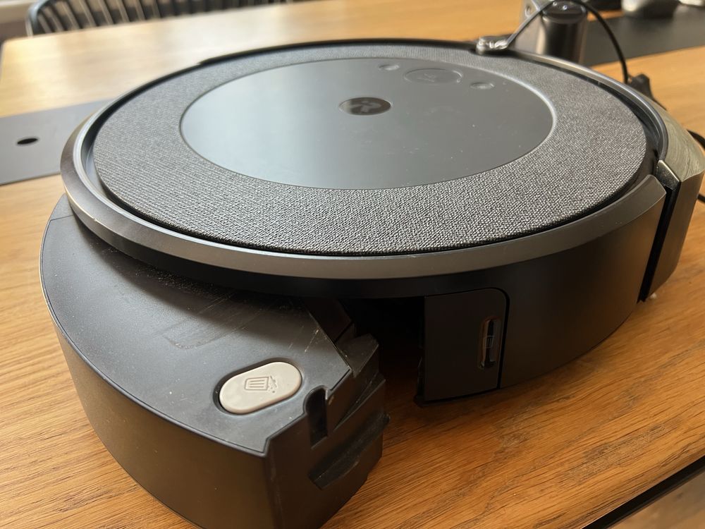 Irobot roomba i3
